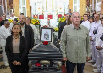 ElGobierno Nacional confirió Orden Francisco de Miranda a Renato Aguirre González