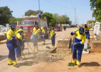 Inician censo de familiares y propietarios de bóvedas en el cementerio El Cuadrado