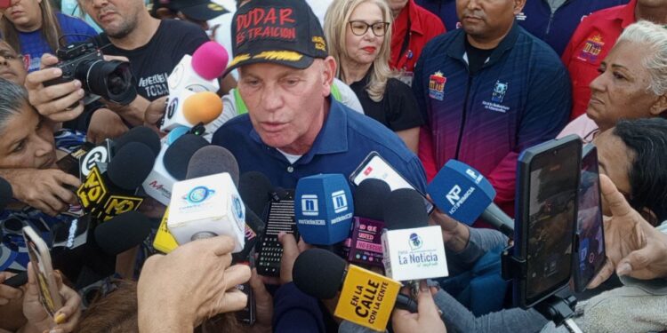 El Alcalde de Maracaibo reinaugura andenes y ambulatorio del Terminal de Pasajeros para el Carnaval