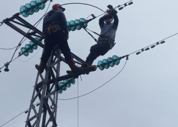 Tras afectación por lluvias CORPOELEC normaliza servicio en municipios de Mérida y Zulia
