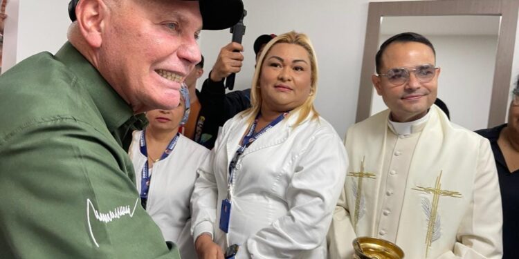Alcaldía de Maracaibo inaugura Centro de salud “Corazón de mi Pueblo” y anuncia consulta popular para el 8 de marzo