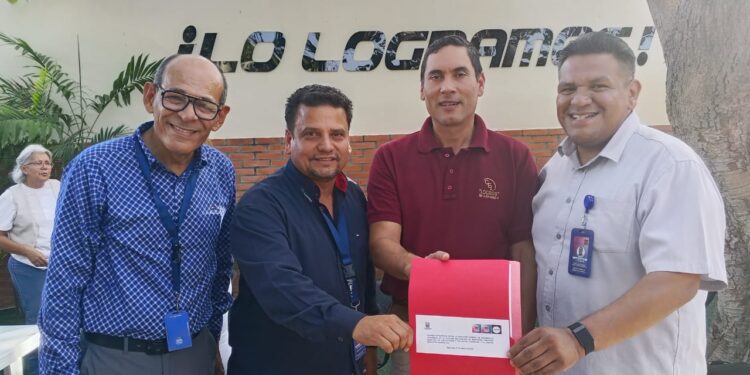 Alcaldía de Maracaibo y Academia Logros firman convenio para capacitarán a jóvenes en diversas áreas