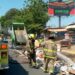 ¡Respuesta relámpago en la C1!Intervención de bomberos sofocó incendio y salvan camión compactador