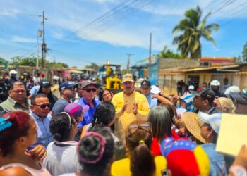 Plan Estadal de Asfaltado llega a todos los rincones del Zulia: Inicia asfaltado en comuna añú de Santa Rosa de Agua