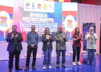 Maracaibo es la capital de la robóticaAlcalde Di Martino entregó reconocimientos a los triunfadores de la WRO 2025