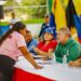 El Gobernador Luis Caldera entrega financiamiento a proyectos y cilindros a comunas en Rosario de Perijá