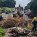 La Alcaldía de Maracaibo despeja cañada La Arreaga en Brisas del Sur