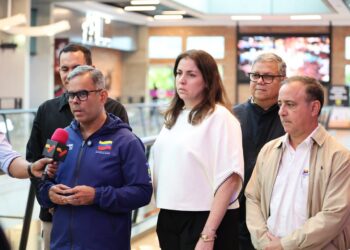 Activan Plan de Ahorro Energético en centros comerciales para reducir el consumo eléctrico