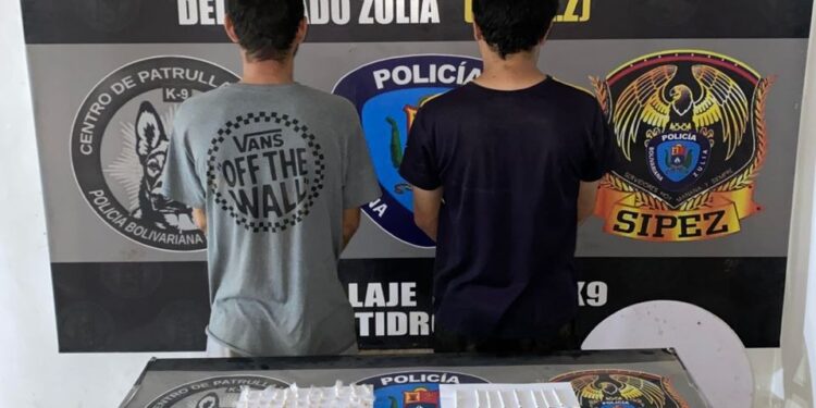 CPK-Cpbez detiene a dos sujetos con presuntas drogas en el barrio Ciudad Lossada