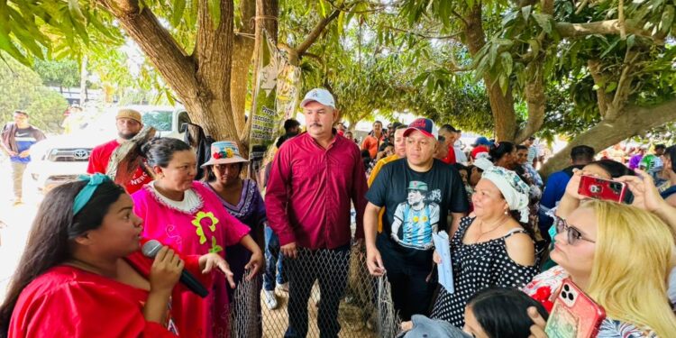Ministro Prado y el gobernador Caldera impulsan Plan de la Economía Comunal desde Comuna Agroproductiva