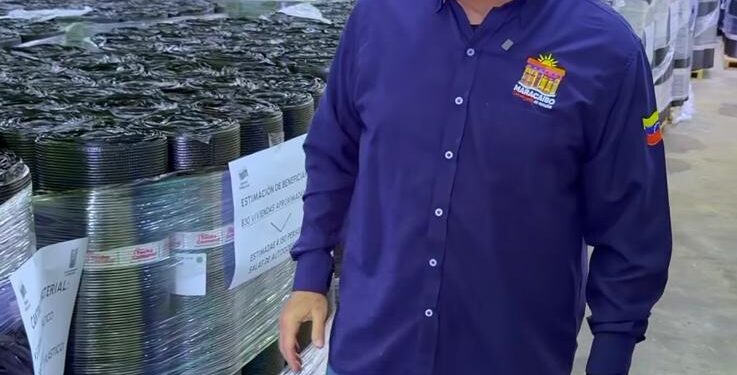Alcaldía de Maracaibo recibió mantos de rollo asfáltico para impermeabilizar viviendas