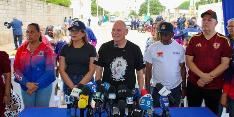 Abordaje integralAlcaldía Bolivariana de Maracaibo inició el Plan Techo Comunal desde La Chamarreta
