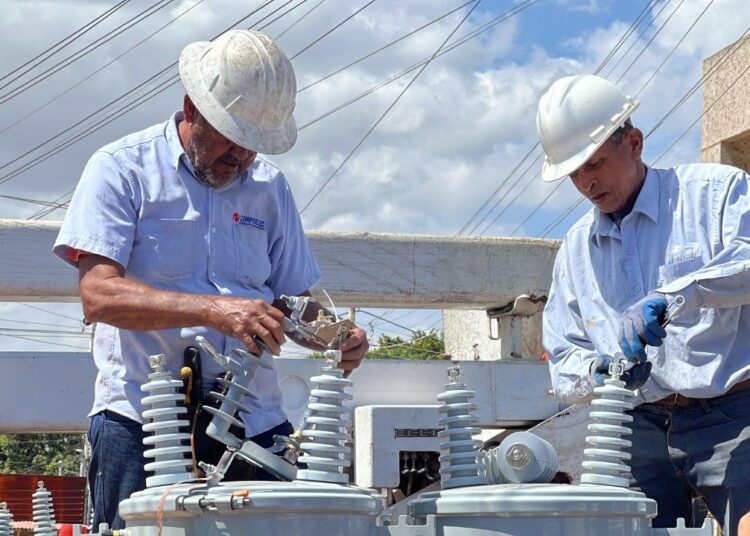Más de 18 mil zulianos son beneficiados con instalación de transformadores