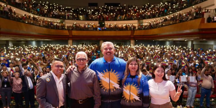 Más de 7.000 estudiantes beneficiados con becas universitarias para este 2026 en el Zulia