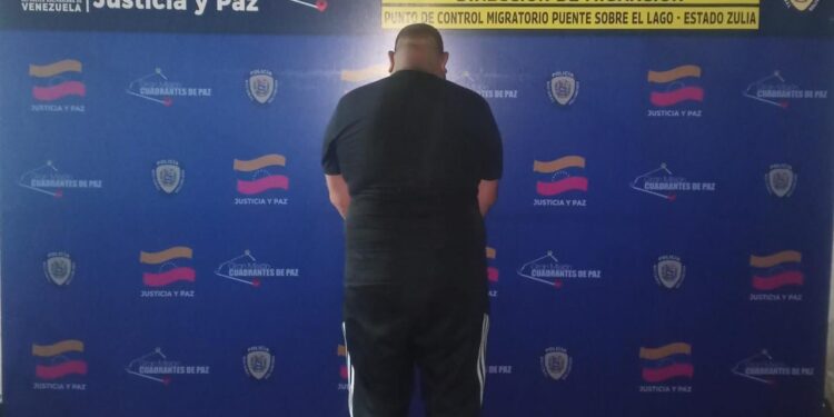 Servicio de Migración Zulia detiene a ciudadano colombiano con visado fraudulento en el Puente Sobre el Lago