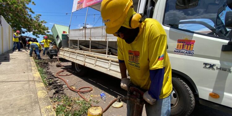 Alcaldía de Maracaibo restituye servicio de gas a la comunidad Estrella del Valle de la parroquia Francisco E. Bustamante