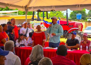 La Gobernación del Zulia potencia el “Obratón Comunal” con entrega de consultorios médicos y maquinaria agrícola en la parroquia Luis Hurtado Higuera