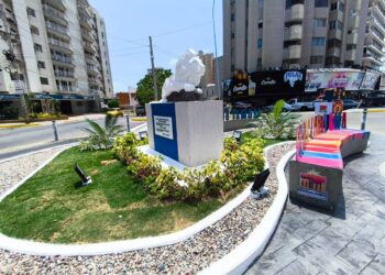Alcaldía de Maracaibo entrega totalmente rehabilitada la Plaza Club de Leones‎
