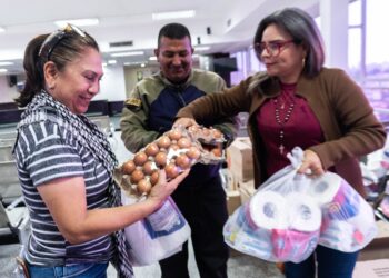 El Concejo Municipal de Maracaibo entregó combos de alimentación y aseo personal a más de 500 trabajadores activos, jubilados y pensionados