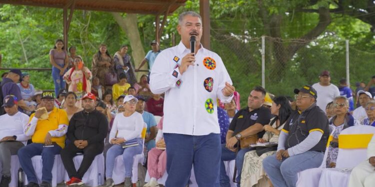 Sesenta consejos comunales de Guana reciben al Gabinete Territorial en la frontera de la Guajira