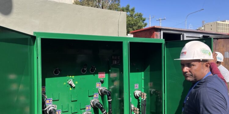 Comerciantes agradecen la rápida respuesta del Gobierno bolivariano restableció el servicio eléctrico en Ciudad Chinita