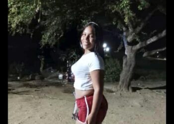 Joven de 19 años pierde la vida electrocutada por un cargador de celular en Tucupita
