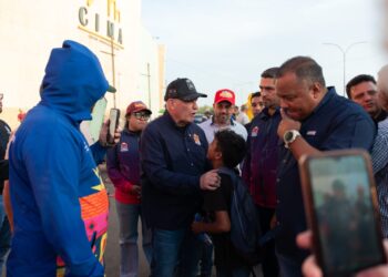Alcaldía de Maracaibo inicia construcción de paso peatonal entre los centros comerciales Cima y Gran Bazar