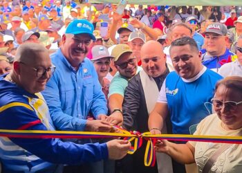 El Gobernador Luis Caldera inaugura bodega PDVAL en Casigua-El Cubo,para el beneficio de más de 15.000 habitantes