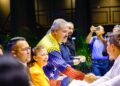 El Gobernador Caldera entrega Becas Jesús Enrique Lossada a 1.000 estudiantes de universidades públicas del Zulia