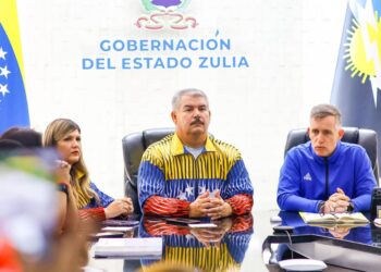 El Gobernador Luis Caldera y el ministro de Deportes afinan detalles para los XX Juegos Deportivos Nacionales Estudiantiles 2026.