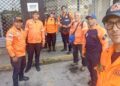 Equipo de Protección Civil Maracaibo ayuda en labores de rescate en La Guaira