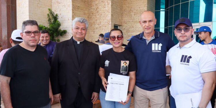 Alcaldía de Maracaibo facilitó traslado de 20 TON de ayuda recabada por Hospital Madre Rafols y Niños Cantores