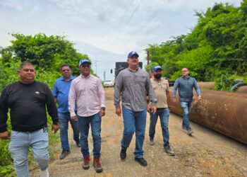 Inspeccionan embalse Burro Negro e incorporanquinto equipo para producir 350 litros de agua por segundo