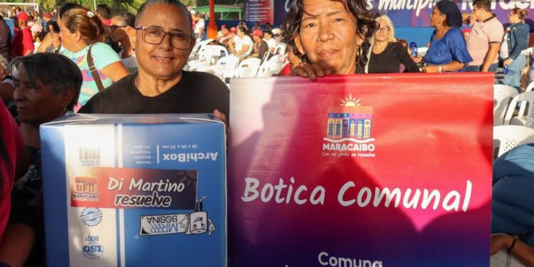 Alcaldía de Maracaibo entregó dotación de medicamentos a las Boticas Comunales