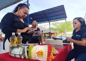La Gobernación del Zulia despliega Bodega Móvil en Francisco Eugenio Bustamante para el beneficio de más de 1.000 familias con precios solidarios