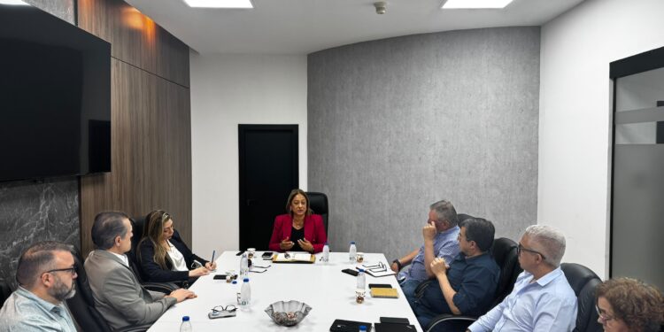 SEDEMAT y sectores productivos unen fuerzas para fortalecer el desarrollo comercial de Maracaibo
