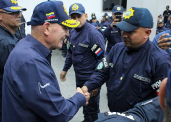 Ascendidos 108 funcionarios de Polimaracaibo en reconocimiento a su mérito y compromiso