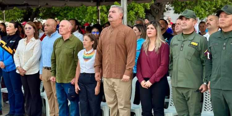 Gobernador Luis Caldera junto al pueblo zuliano conmemora los 72 años del natalicio del comandante Hugo Chávez