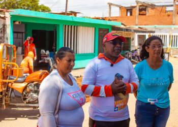 Alcalde Héctor Soto y PDVSA Gas inician trabajos de gasificación en el barrio Rafael Urdaneta