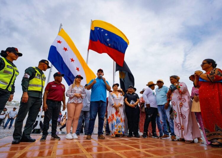 El Gobernador Luis Caldera fortalece la educación en la frontera zuliana con tres escuelas para el pueblo wayuu