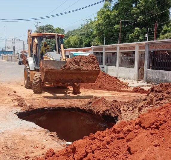 Alcaldía de Maracaibo reparó socavón en La Macandona que tenía 18 años de olvido