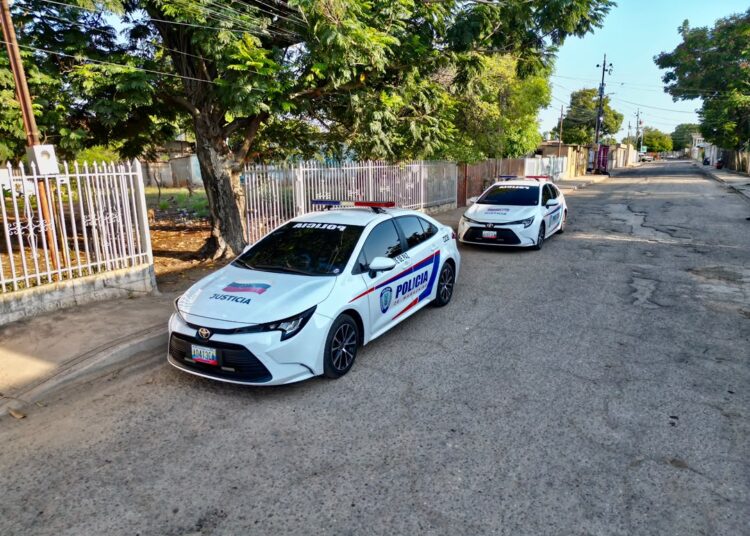 Polimaracaibo aprehende a dos requeridos por la justicia durante despliegue operativo en la parroquia Manuel Dagnino