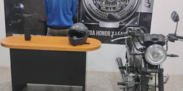 Capturado motorizado por el ERE-Cpbez por robo de teléfono en la C-1 de Maracaibo