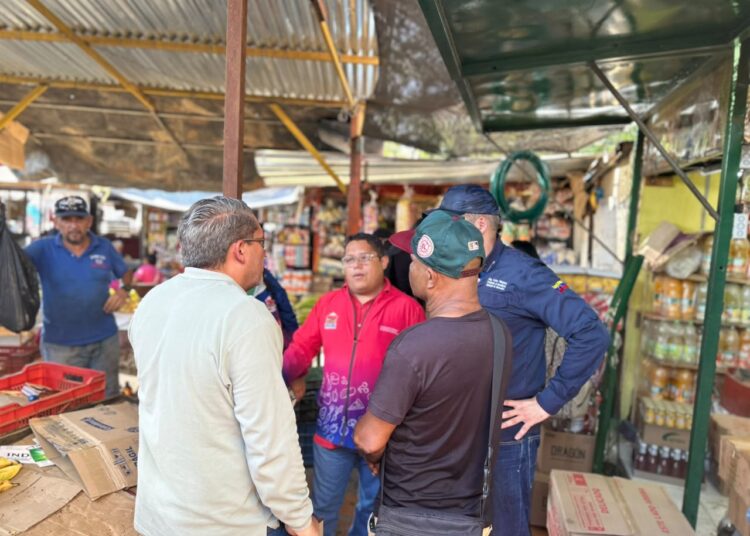 Comerciantes y Alcaldía de Maracaibo se unen para transformar el Mercado de La Curva