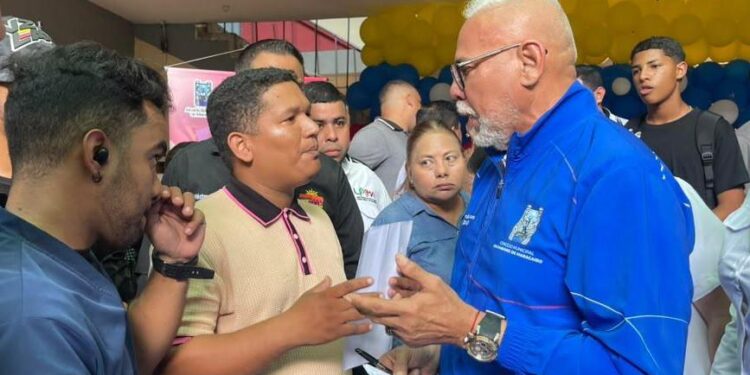 Alcaldía de Maracaibo promueve atención integral universitaria