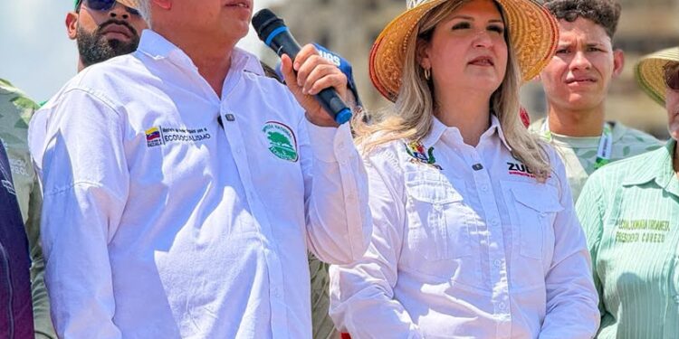 Plantan más de 3 mil árboles en la Vereda del Lago en el marco del Encuentro del Motor Forestal