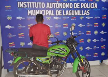PoliLagunillas detuvo a un motorizadopor “noticias criminis” tras video viraldurante accidente vial