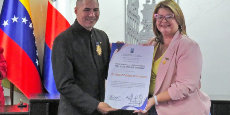 Concejo Municipal de Maracaibo celebra Sesión Solemne por el Día Nacional del Odontólogo y la Odontóloga