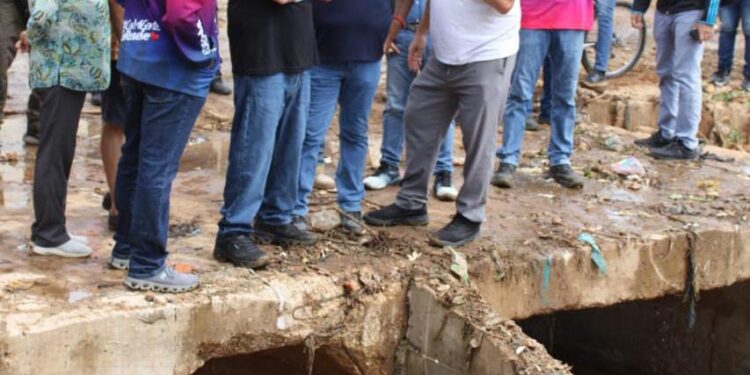 Alcalde Di Martino: Se logró controlar desbordamiento de Cañada Morillo en tramo El Varillal