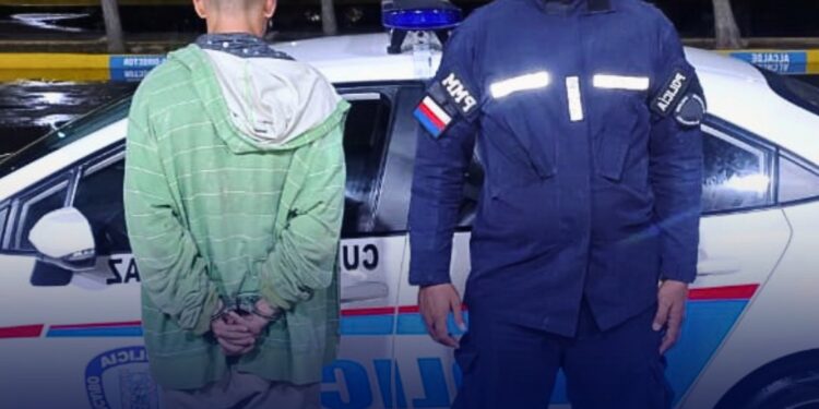 Aprehendido ciudadano en Santa Lucía por violentar medida de alejamiento y desacato a la autoridad.